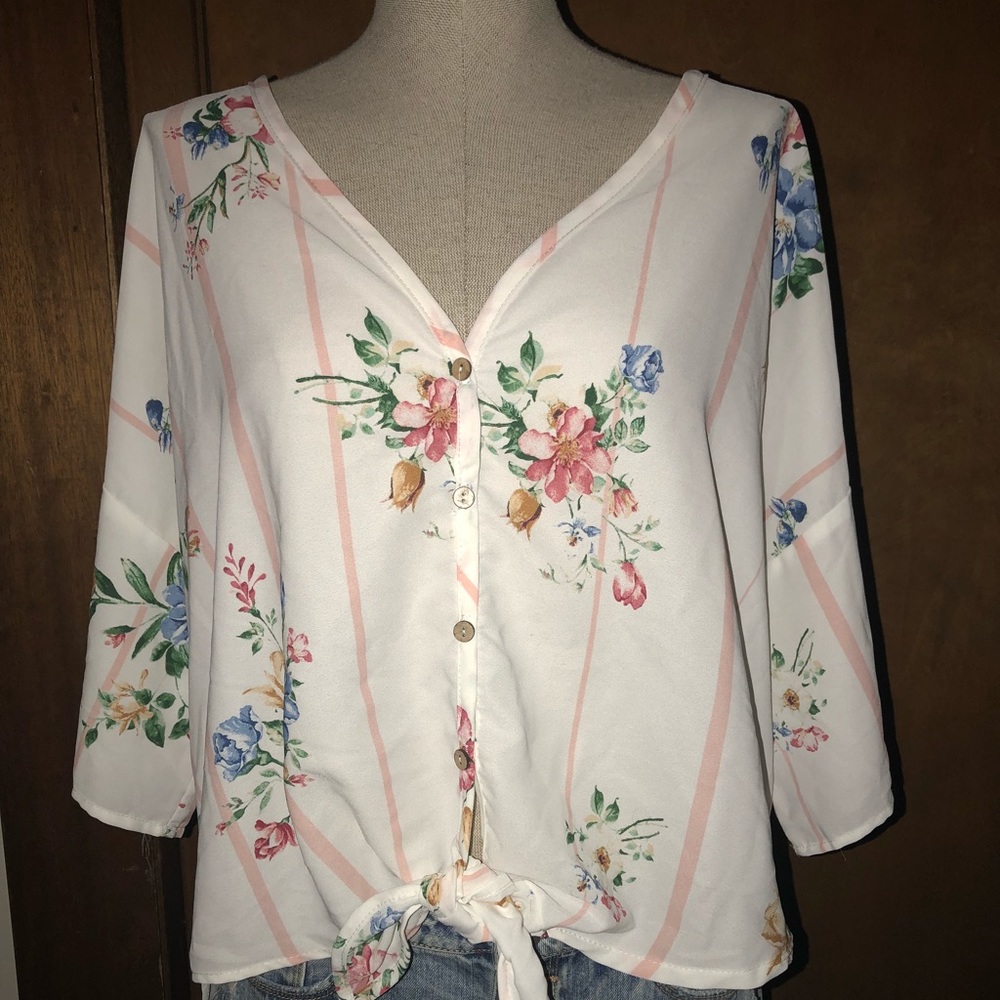 Women’s fashion top